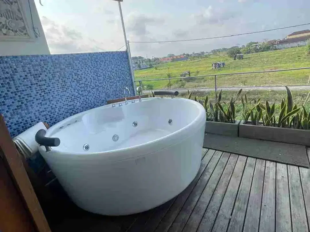 di jual rumah lantai 3 model villa sanur - Image 7 of 10