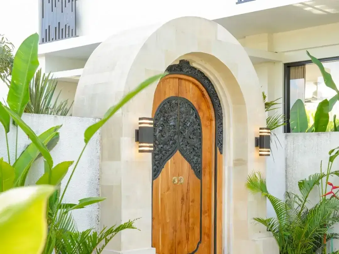 Freehold - Ubud Hideaway Rooftop Garden Villa with Stunning Mount Agung Views, Bali - Image 7 of 10