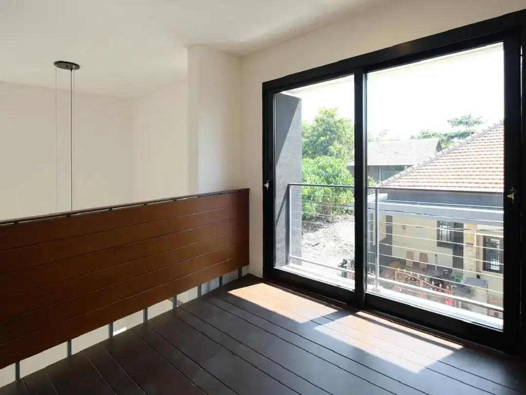 Freehold Villa Modern Tropis dengan Desain Japandi yang Timeless di Kawasan Premium Kerobokan - Image 10 of 10