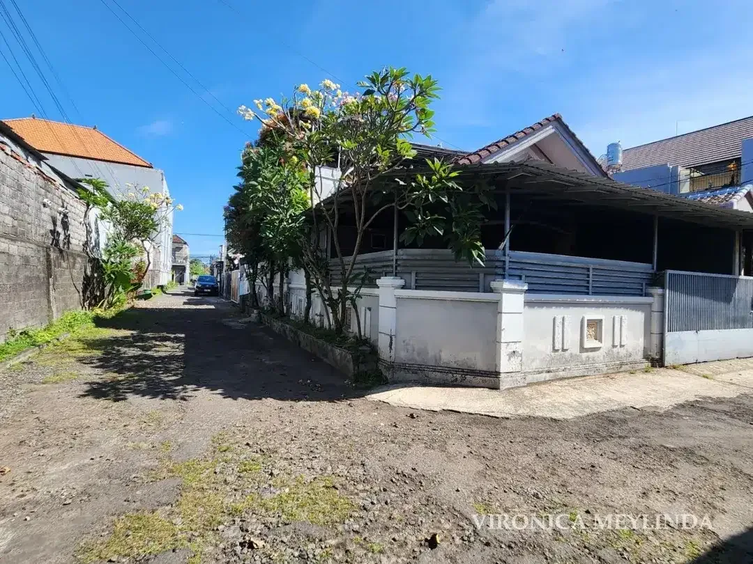 RUMAH DIJUAL – AREA RENON, DENPASAR. - Image 1 of 10