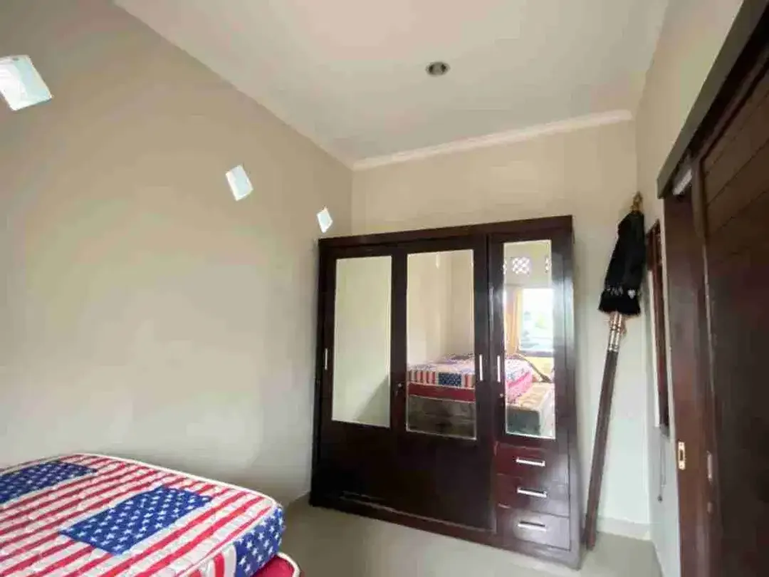 Jual Rumah 2lt Semi Furnished jl Tukad Irawadi Panjer denpasar area Strategis dekat dengan Fasilitas umum - Image 6 of 10