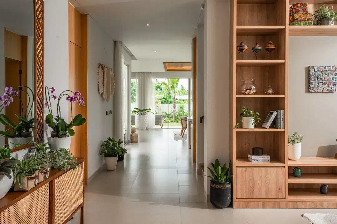 Modern Seaside Living In Nyanyi - Image 4 of 10
