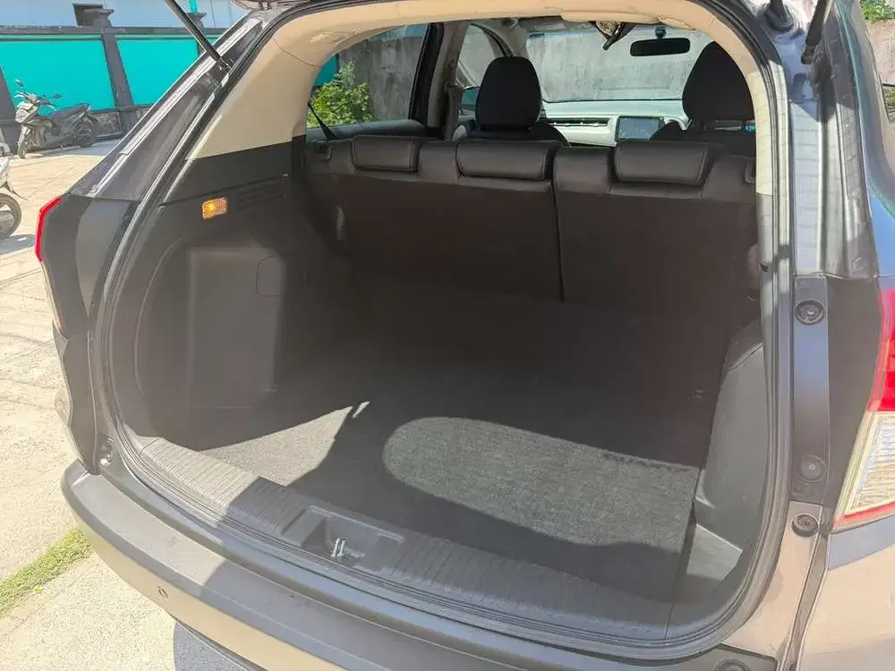 Honda HR-V 2020 Bensin - Image 3 of 9