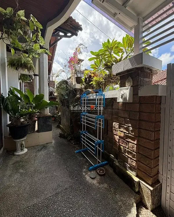 AMS-005.RME | Rumah Dijual 4 Kamar di Padangsambian Denpasar Barat - Image 3 of 10