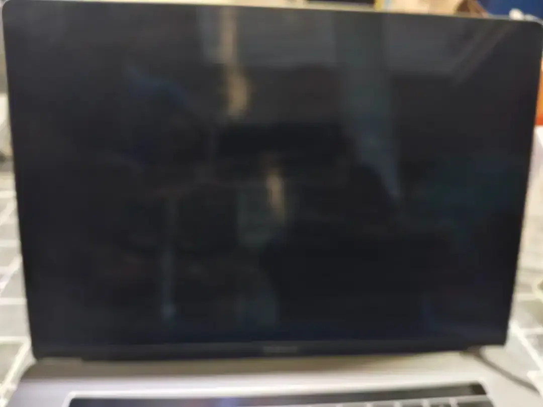 BUC Macbook Pro 2018 - Image 2 of 4