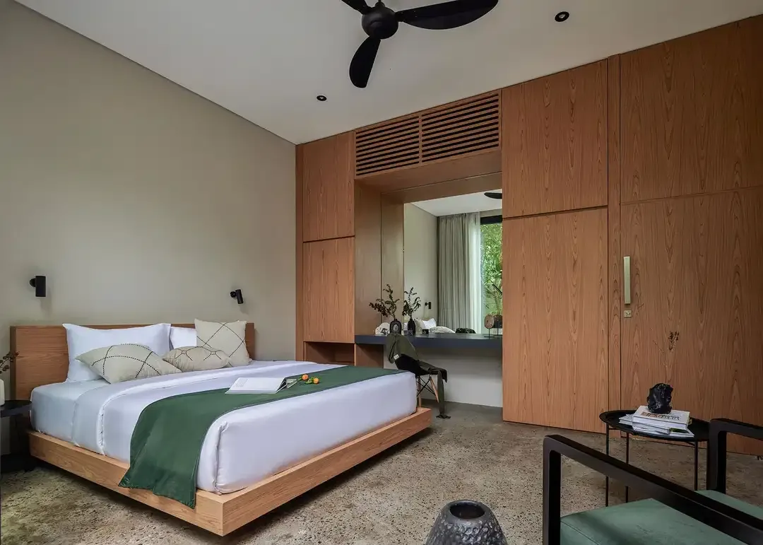 Modern and Stylish 3-Bedroom Townhouse in Prime Umalas Location - Image 10 of 10