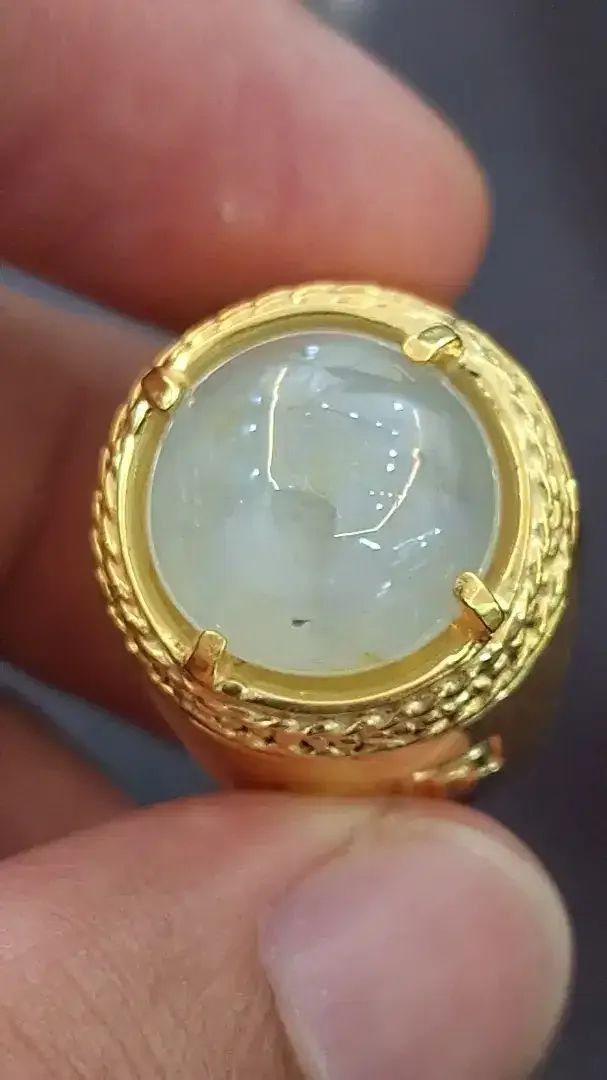 Mirah cempaka ceylon / natural sapphire srilanka - Image 3 of 4