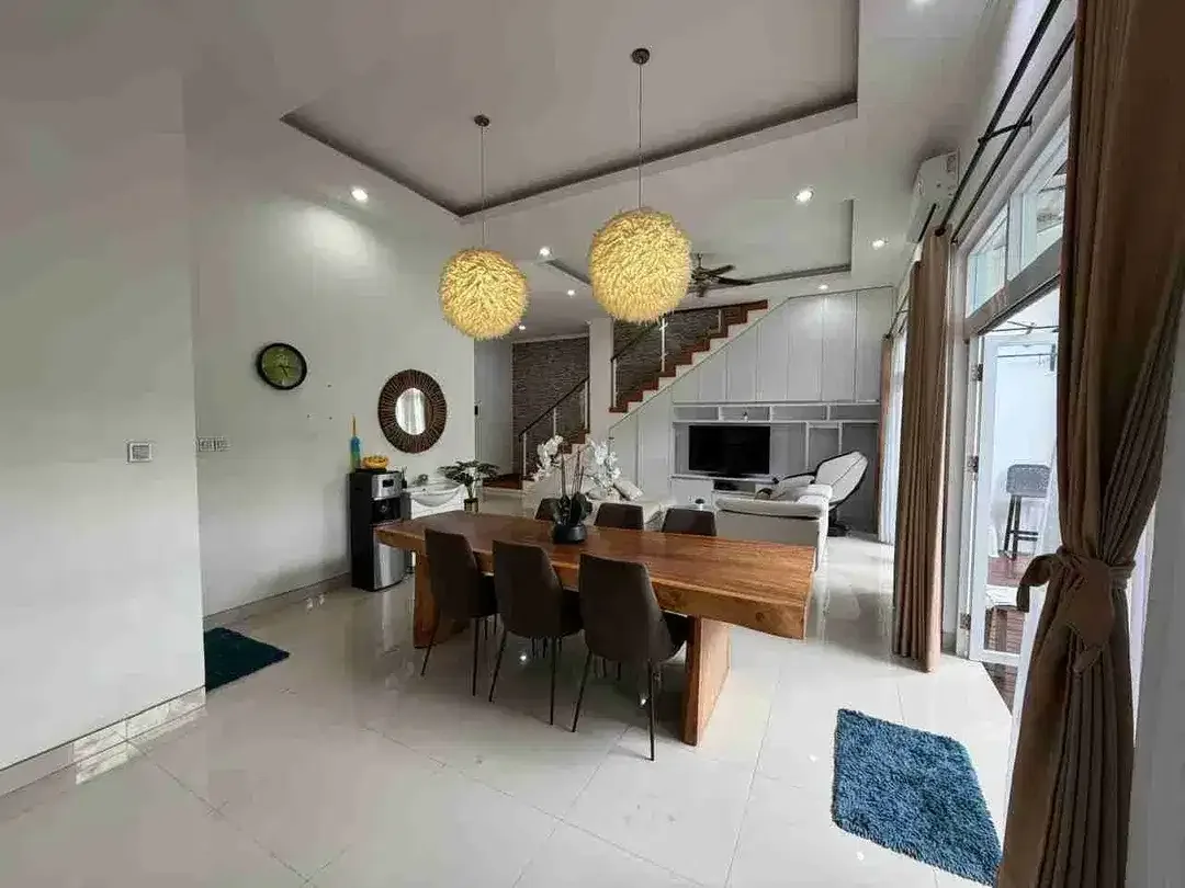 Villa 2 Lantai Taman Baruna Jimbaran - Image 2 of 10