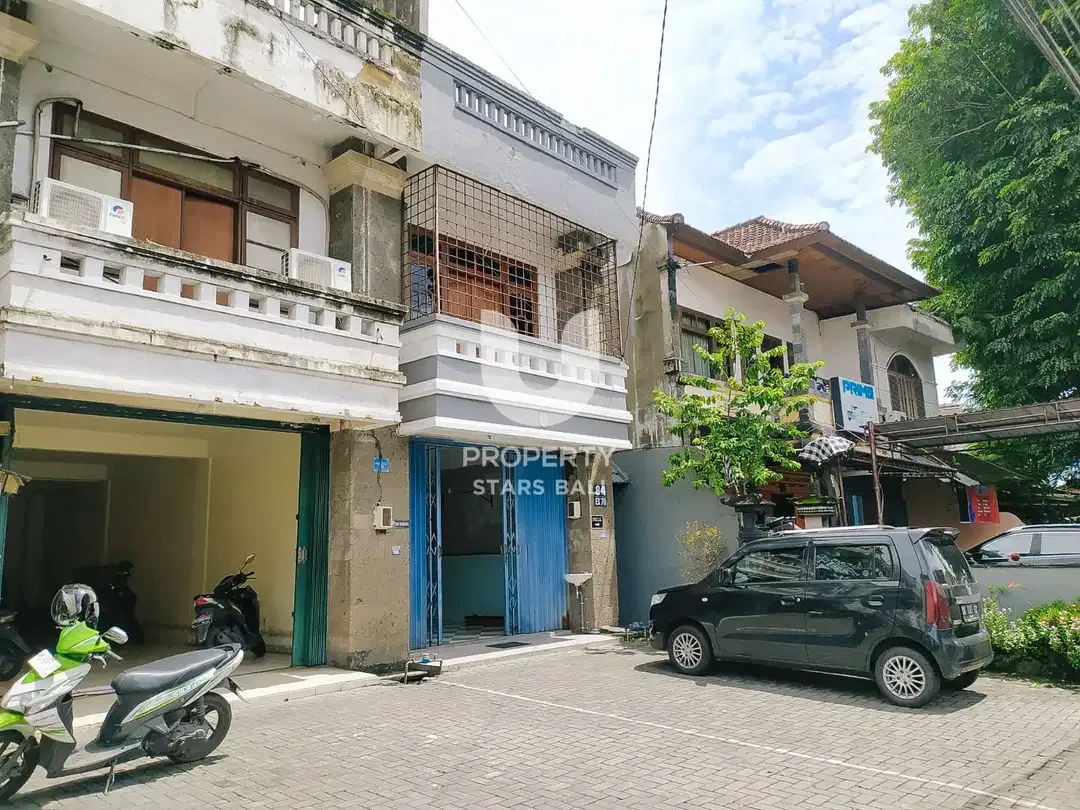 DIJUAL RUMAH TINGGAL DENGAN RUKO 2.5 LANTAI DI GUNUNG AGUNG, DENPASAR - Image 2 of 10