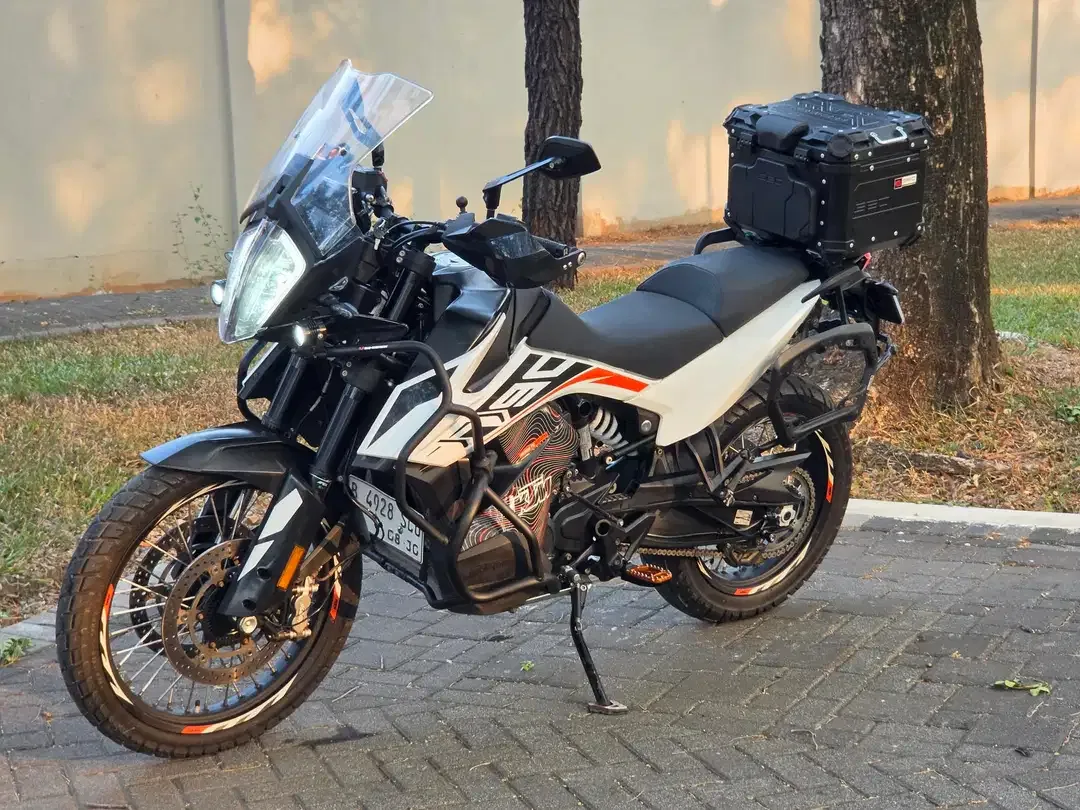 Moge Naked KTM 790 A Adventure Th 2020 Pmk Km7rb Like New Siap Turing - Image 1 of 10