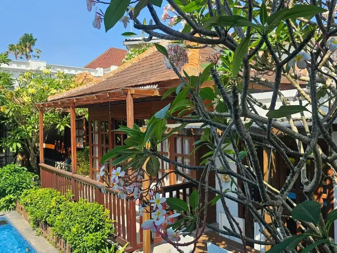 Boutique Villa Estate 1,000 M² with 7 Bedroom For Sale Umalas, Kuta - Image 6 of 10