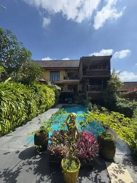 Dijual Dua Bangunan Estate Artistik & Tropis di Kemenuh, Gianyar - Image 1 of 10