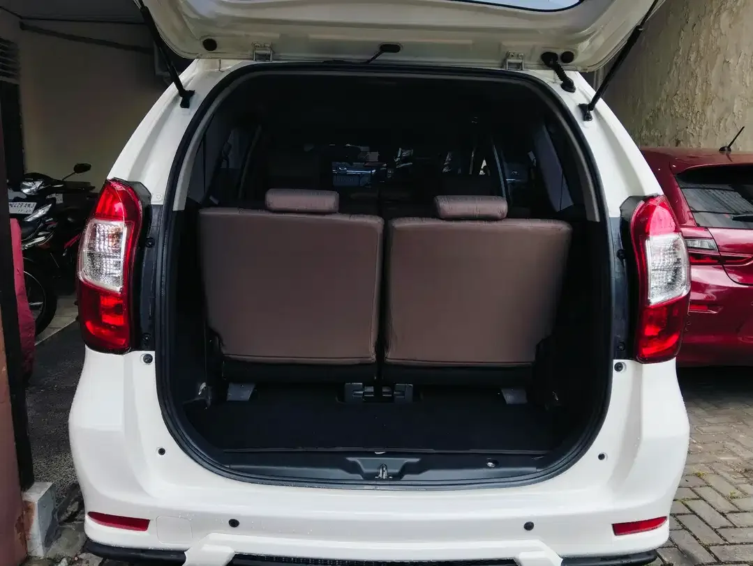 Toyota Avanza 2018 Bensin - Image 4 of 7