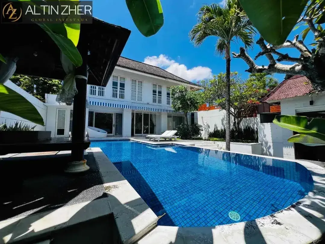 For sale villa Mediteranian full furnished lokasi bumbak umalas - Image 2 of 10