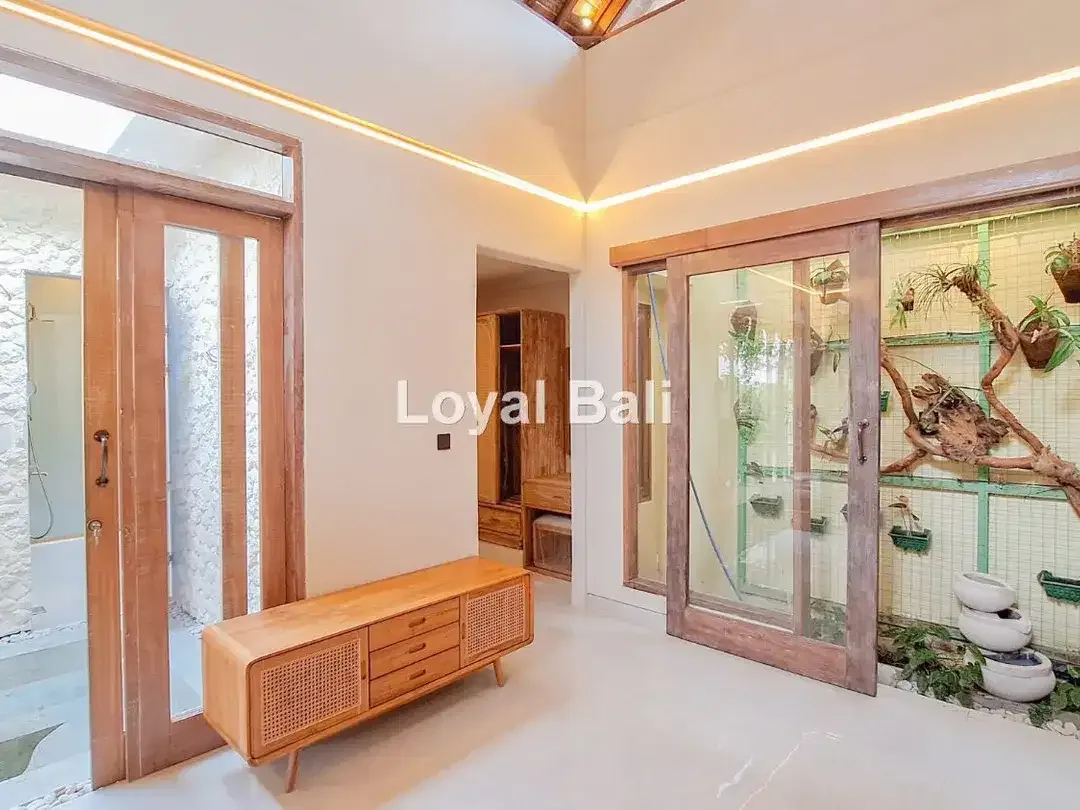 Villa, Brand New Villa with Tropical Concept in Ungasan, Bali - Image 3 of 10