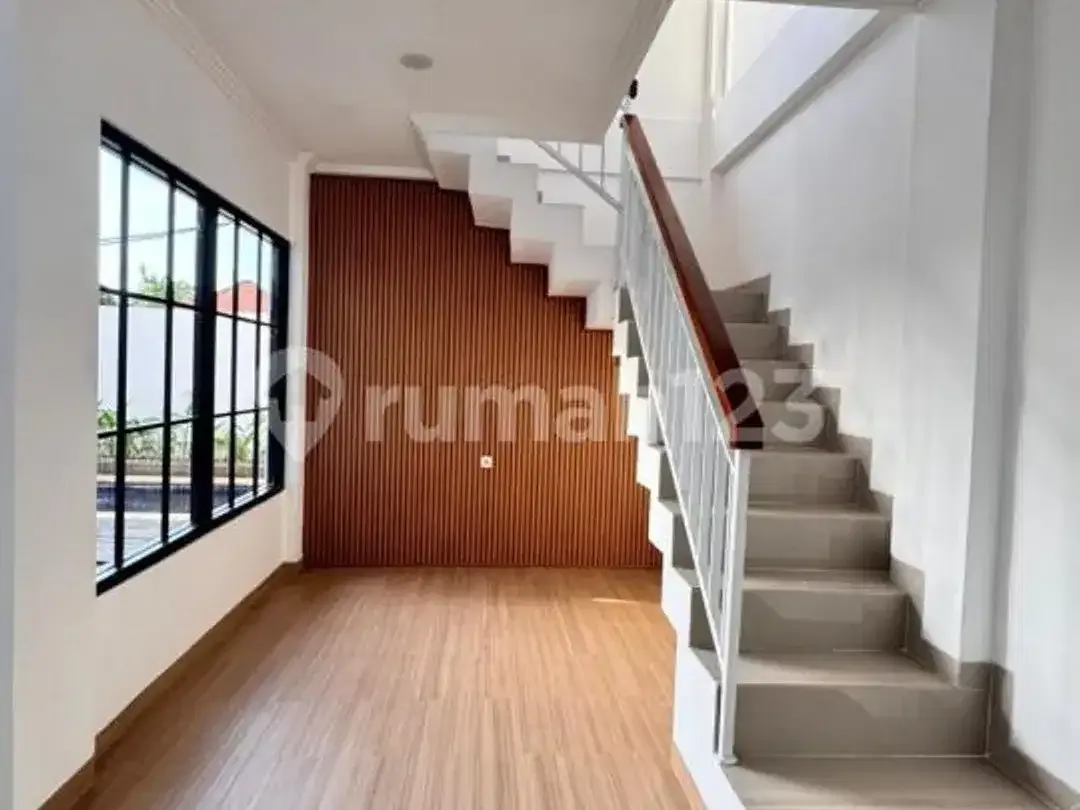 Villa Brand New Lantai 2 Area Jalan Pantai Mengening Cemagi - Image 7 of 10