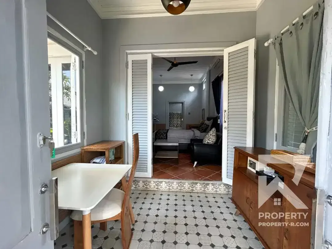 Comfy 1 Bedroom Villa with Pool View in Pererenan Bali for Rent Monthly - Image 3 of 10