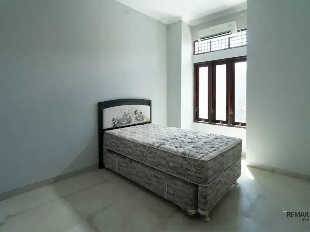 Rumah Konsep Modern Dijual, di Area Renon Denpasar - Image 7 of 9