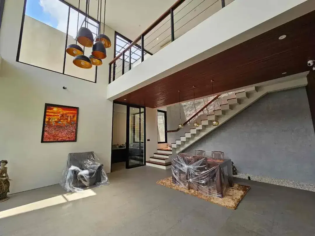 Di Jual New Villa 2 Lantai Furnish Di Jalan Semer, Kerobokan - Image 3 of 10
