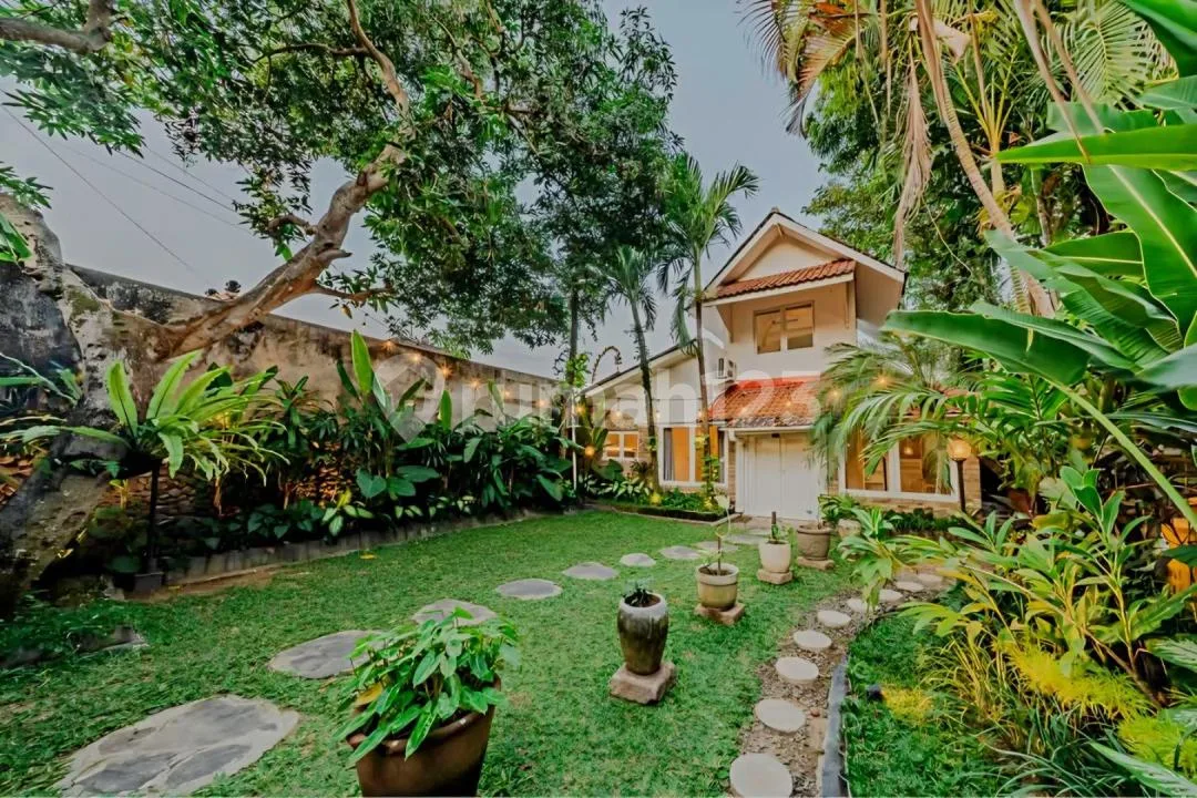 Beautiful 2-Bedroom Villa - Prime Canggu / Seminyak - Image 2 of 4