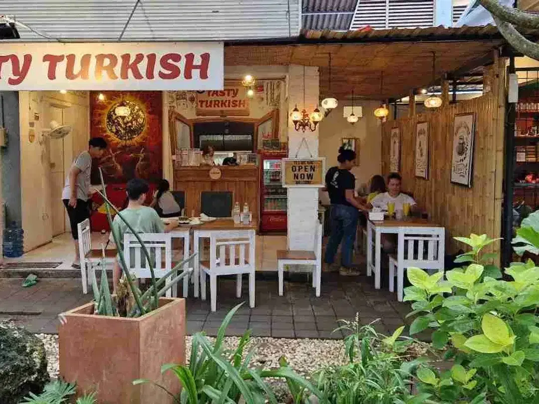 Tanah Langka Bonus Food Court Aktif di Siligita Nusa Dua - Image 4 of 10
