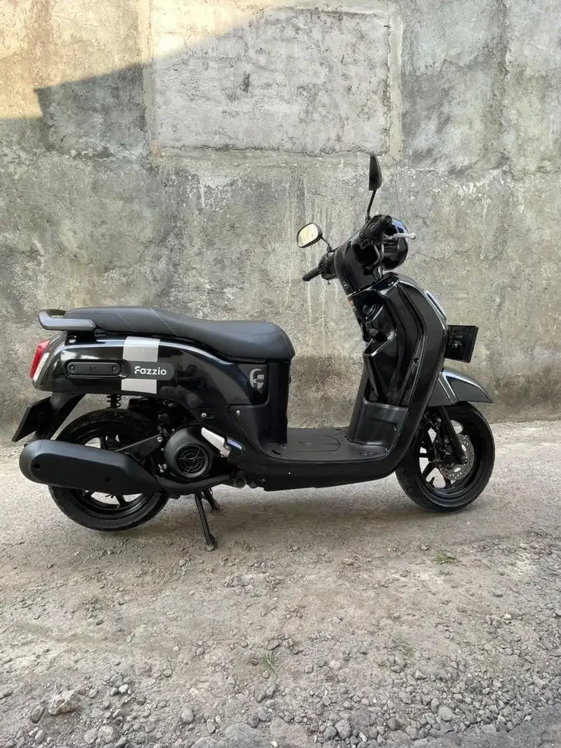 Fazzio lux 2022 dp 5 jt # bintang dewata motor # - Image 2 of 7