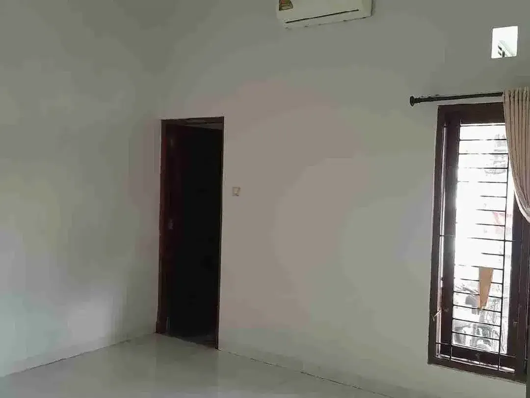 Rumah nyaman Renon tk Badung - Image 6 of 6