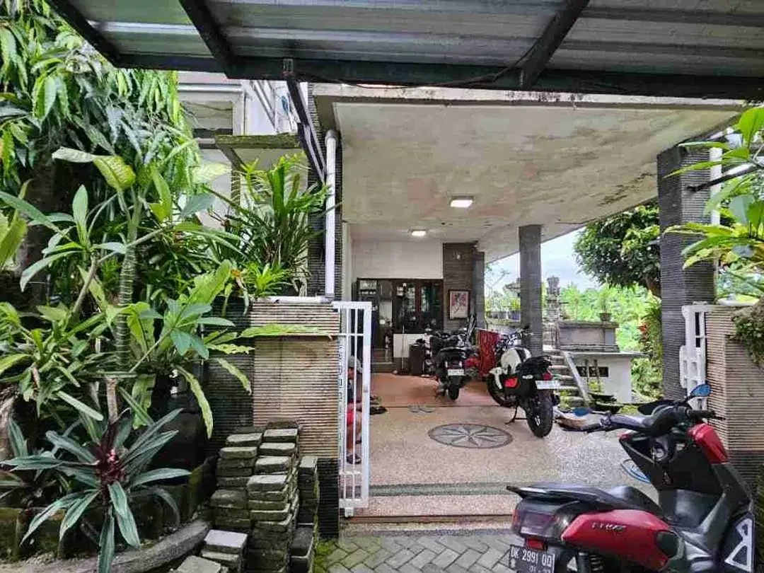 Rumah Pemandangan Sawah Asri Siap Huni - Image 1 of 10