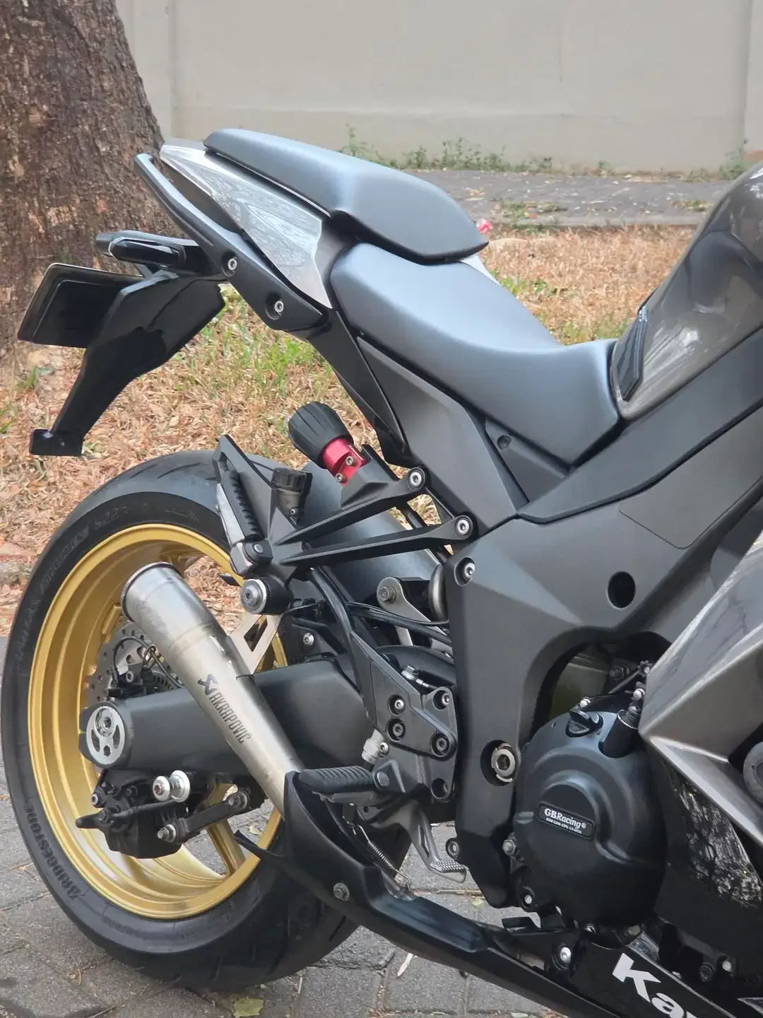 Moge Naked Sport Kawasaki Ninja 1000 SX th 2013 Modif Siap Gas Turing - Image 7 of 10