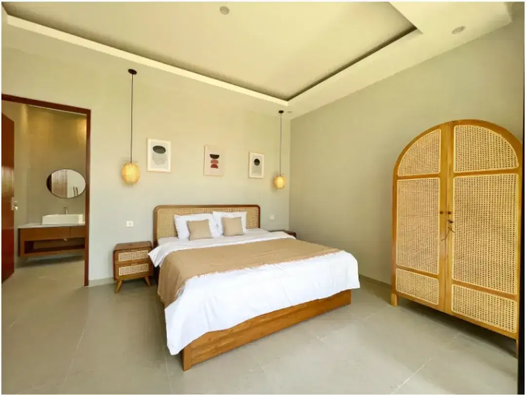 BRAND NEW 2 BEDROOMS MINIMALIST  VILLA NEAR CANGGU - Image 4 of 10