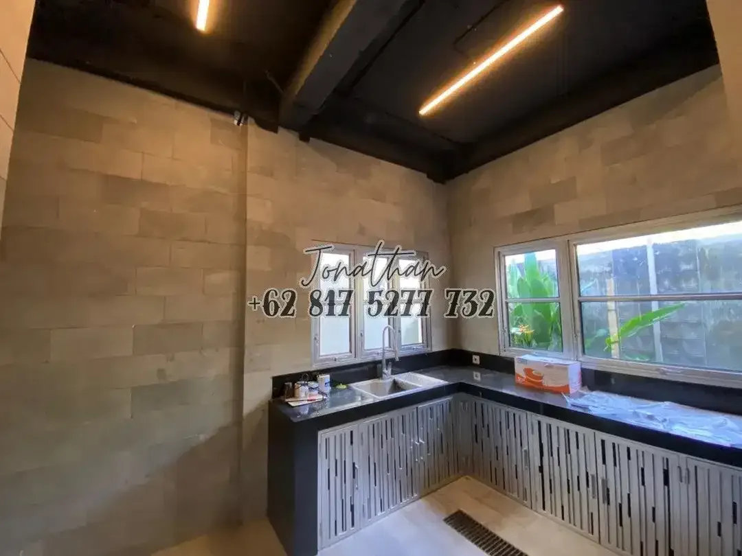 Dijual Villa Mewah Modern 4 Kamar SHM di Kesari Sanur Beach Denpasar Bali - VSMEK - Image 6 of 10