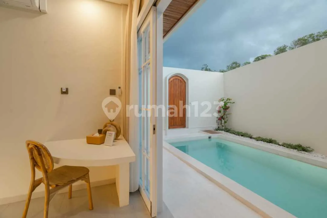 Villa Gaya Mediterranean Dekat Pantai Melasti dan Sidewalk Mall - Image 3 of 4