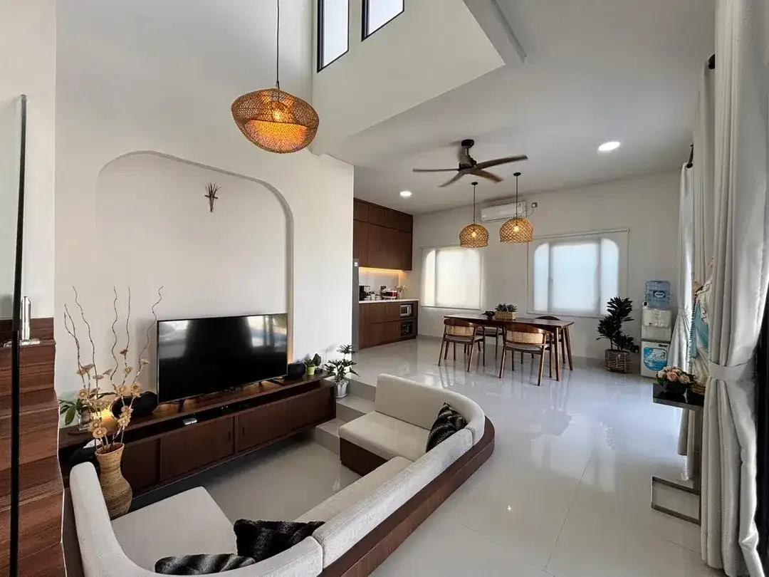 MODERN VILLA WITH ROOFTOP IN DHARMAWANGSA NUSA DUA - Image 7 of 10