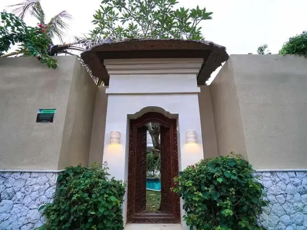 Spacious 4-Bedroom Villa For Yearly Rental In Jimbaran - Image 2 of 10