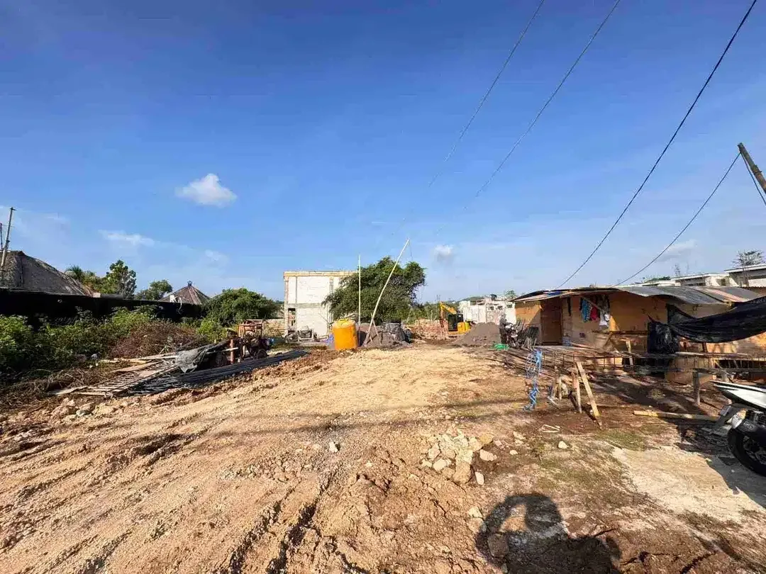 DI SEWAKAN SEGERA TANAH PREMIUM 550m² Jl.UTAMA PANTAI BALANGAN BALI. - Image 4 of 4