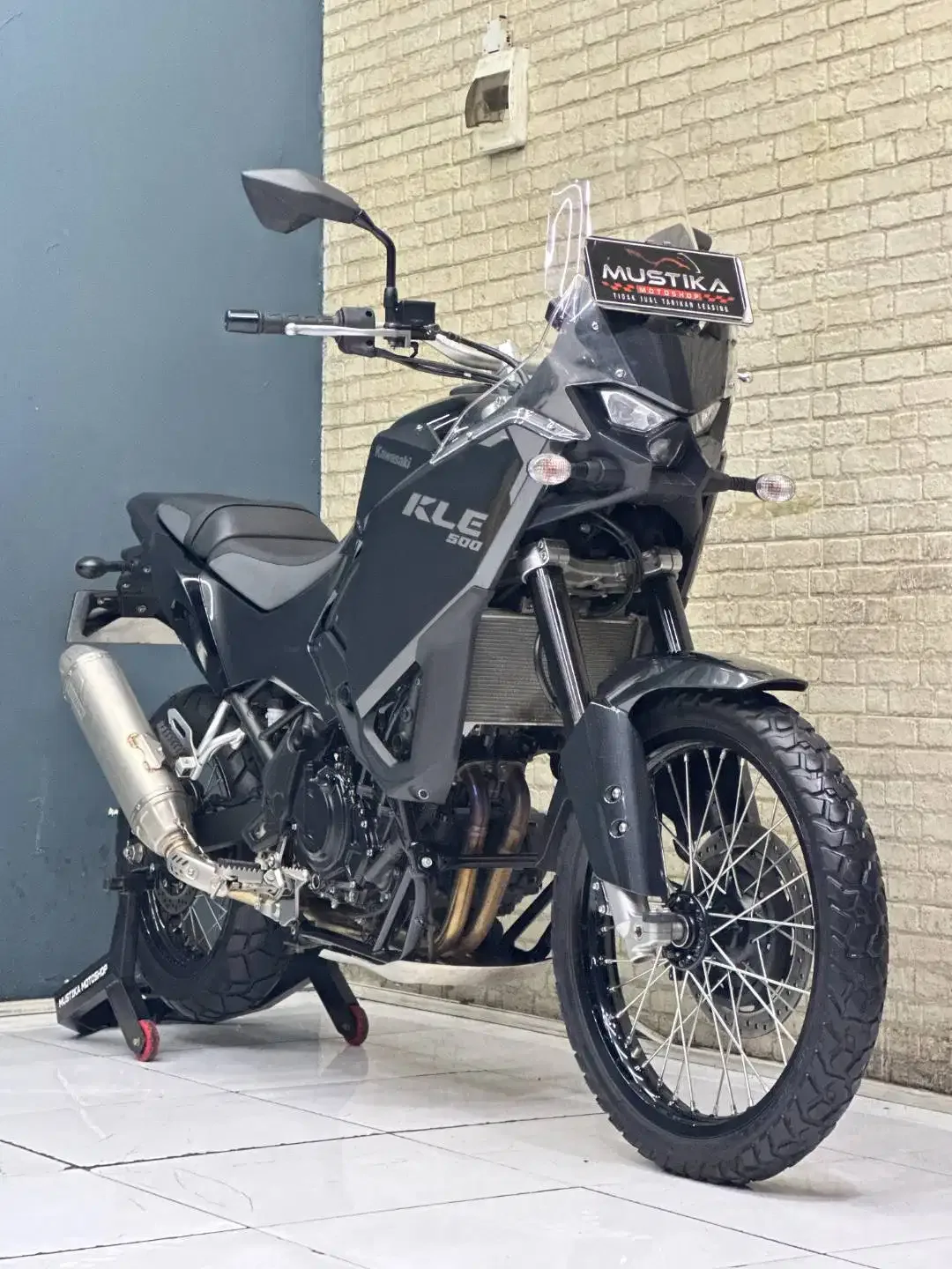 KLE 500 Super Like New - Image 10 of 10