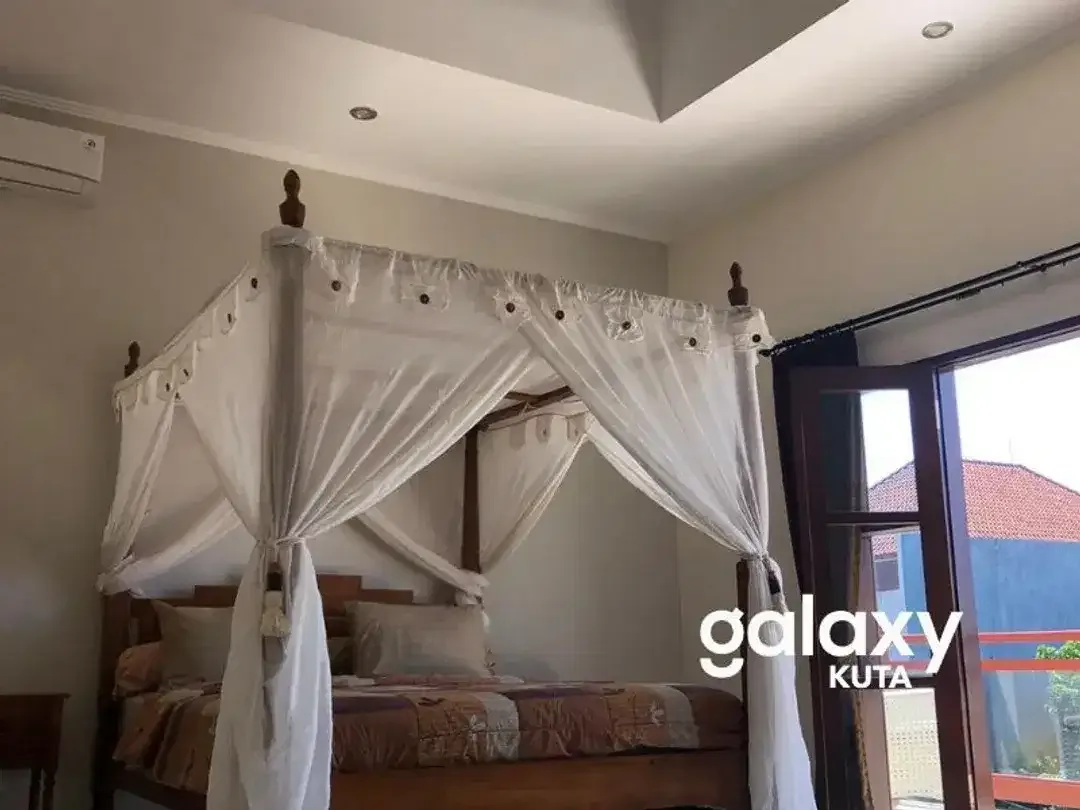 VILLA BALINESE MODERN STYLE WITH VIEW IN GONG KENCANA JIMBARAN BADUNG - Image 8 of 10
