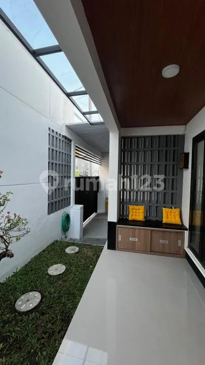 Rumah Semi Villa Lokasi Strategis di Kori Nuansa Jimbaran - Image 2 of 4