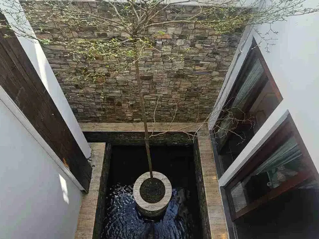 DIJUAL/FREEHOLD : LUXURY VILLA FOR SALE IN FRAME CENTRAL SANUR DENPASAR BALI - Image 10 of 10