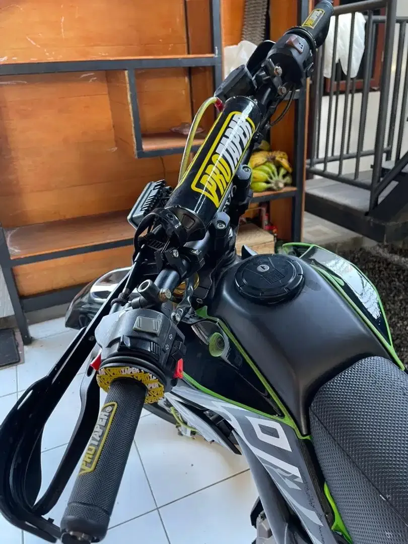 D tracker SM 2012 #bintang dewata motor # - Image 4 of 6