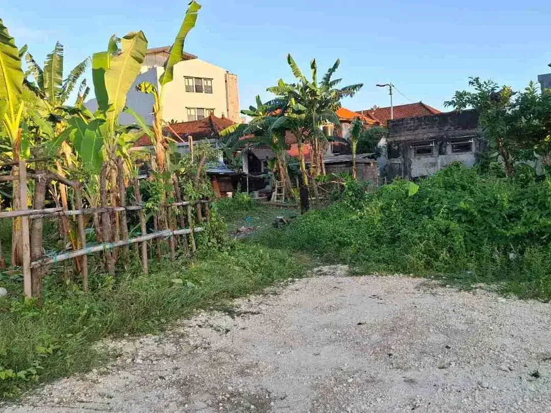 JUAL Tanah Are Premium Luas 2.7are/270m² Jl Merdeka Raya Kuta, Zona Perdagangan & Jasa area Strategis Investasi - Image 9 of 10