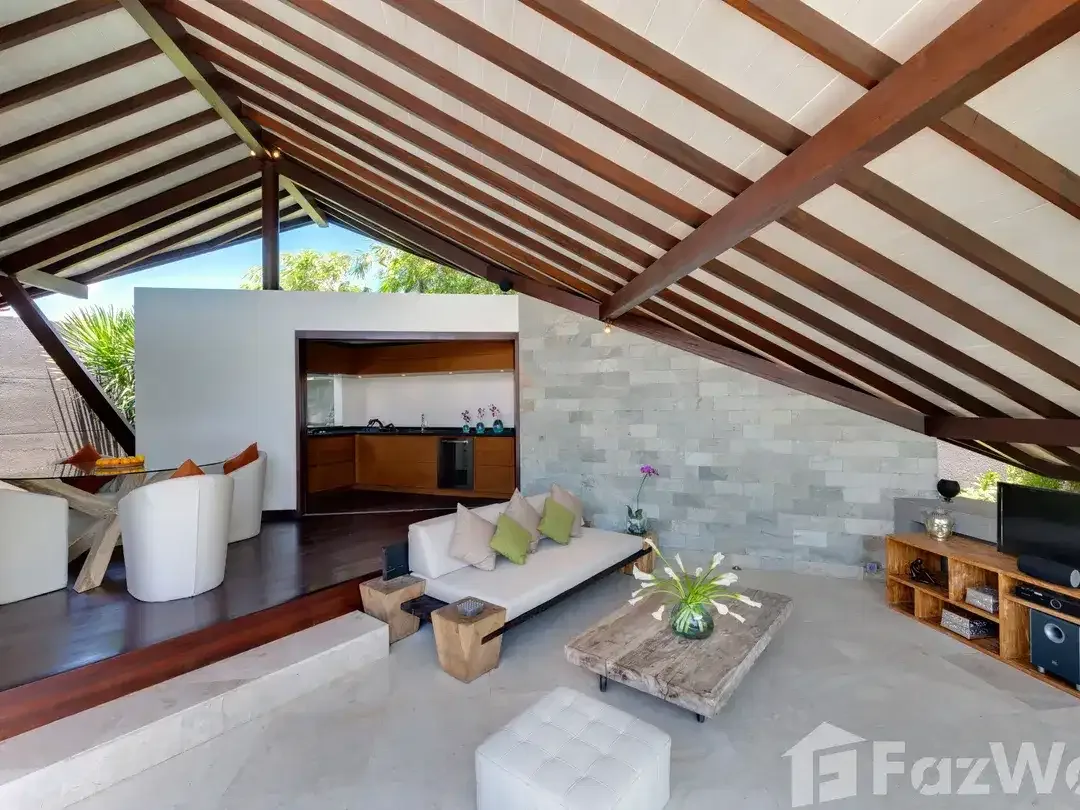 1 Bedroom Villa for sale in Seminyak, Bali - Image 3 of 8