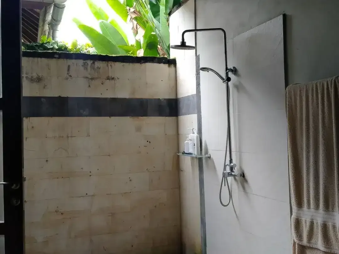 2 Bedroom Leasehold Villa for Sale with Lush Green Views - 10 Minutes from Ubud Center - Image 9 of 10