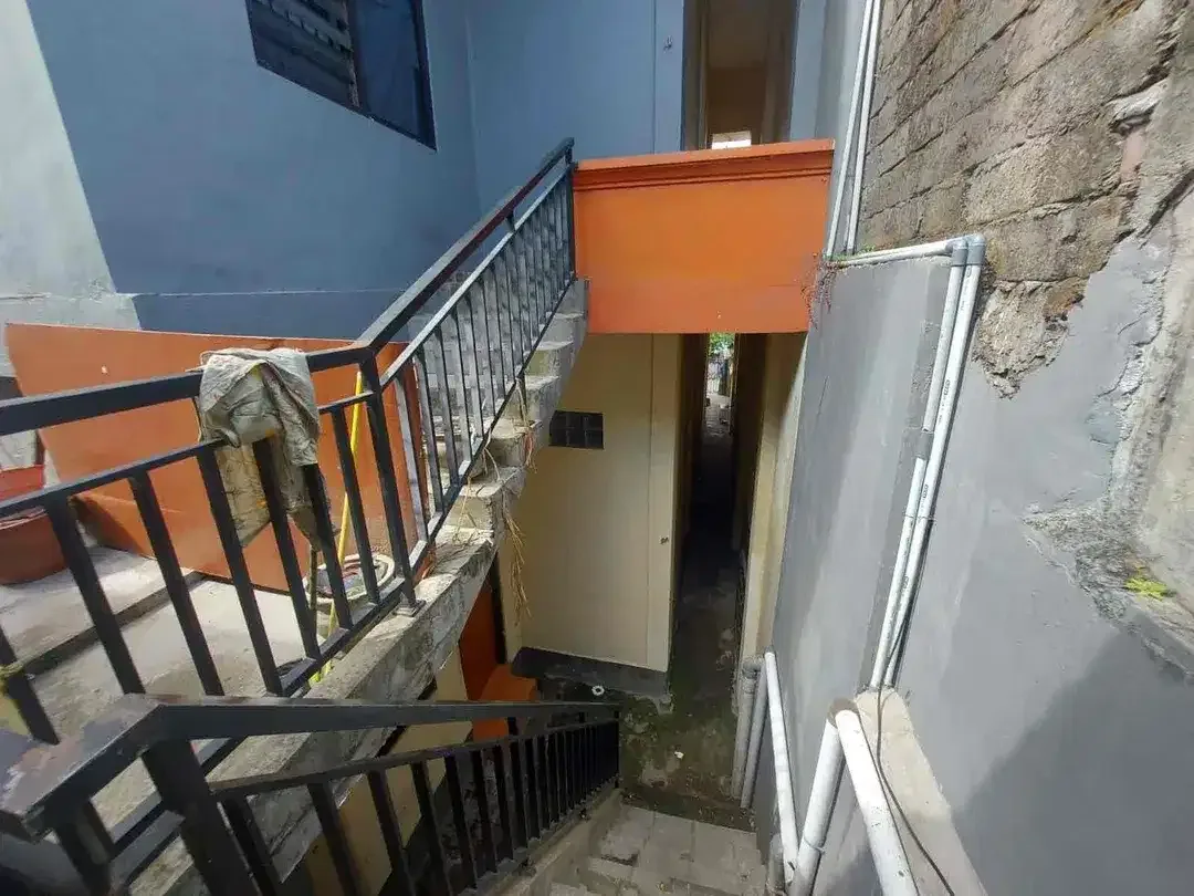 Di jual Kost Lantai 2
Lokasi di Tukad Languan Panjer - Image 9 of 10