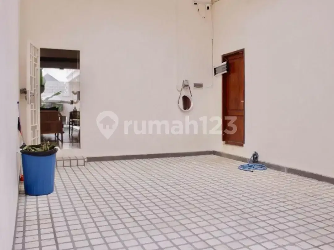 Fully Furnished 4-Bedroom Villa For Rent In Sanur Kauh, Private Pool, Large Rooftop, Idr 350 Million/Year - Image 5 of 5