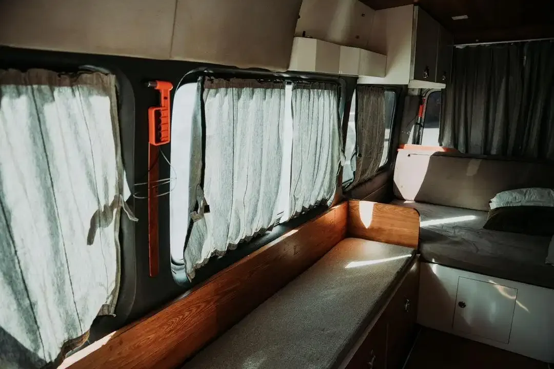 Mercy sprinter 2014 modif campervan - Image 7 of 9