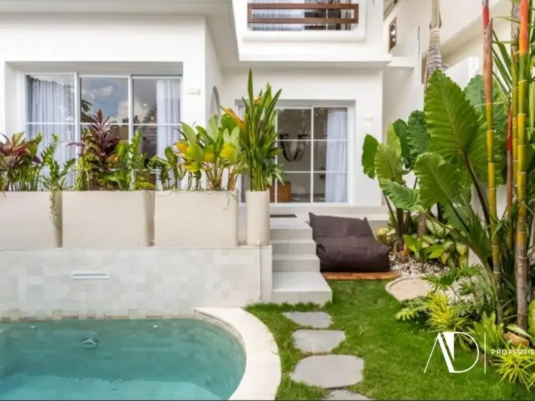 LEASEHOLD 32 YEARS | BRAND NEW 2-BEDROOM SMART VILLA IN CANGGU - Image 1 of 10
