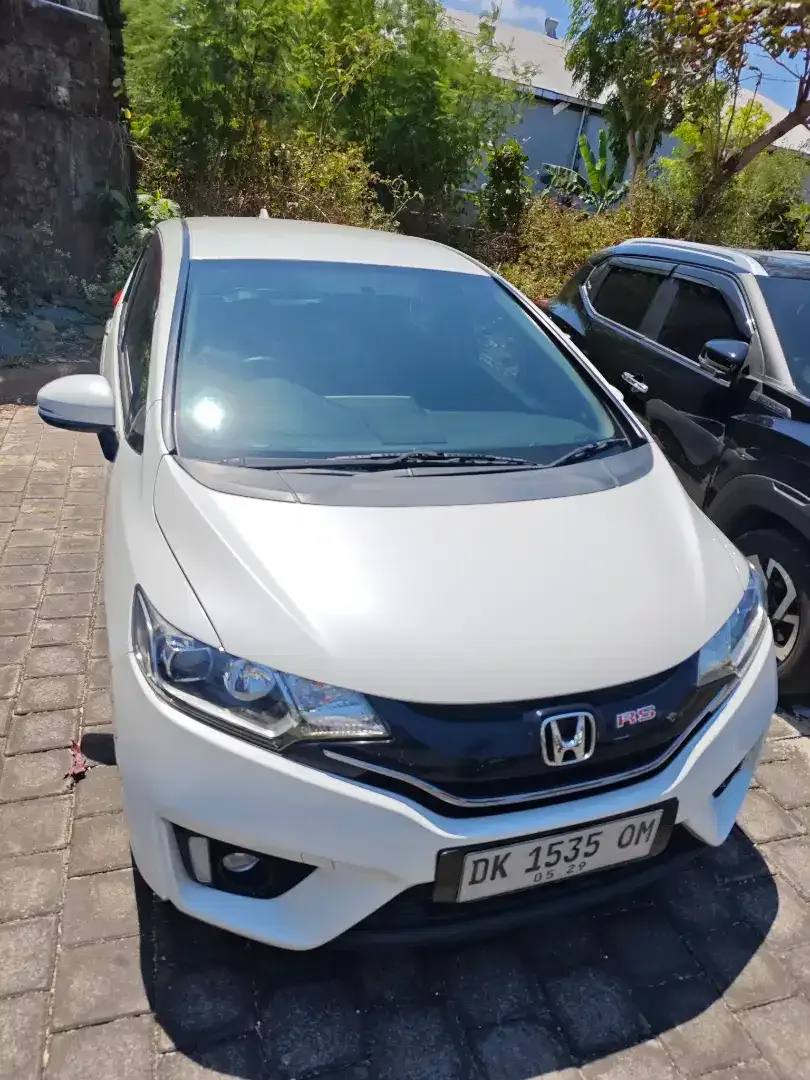 Honda Jazz GK5 TH 2016 pemakaian 2017 - Image 1 of 4