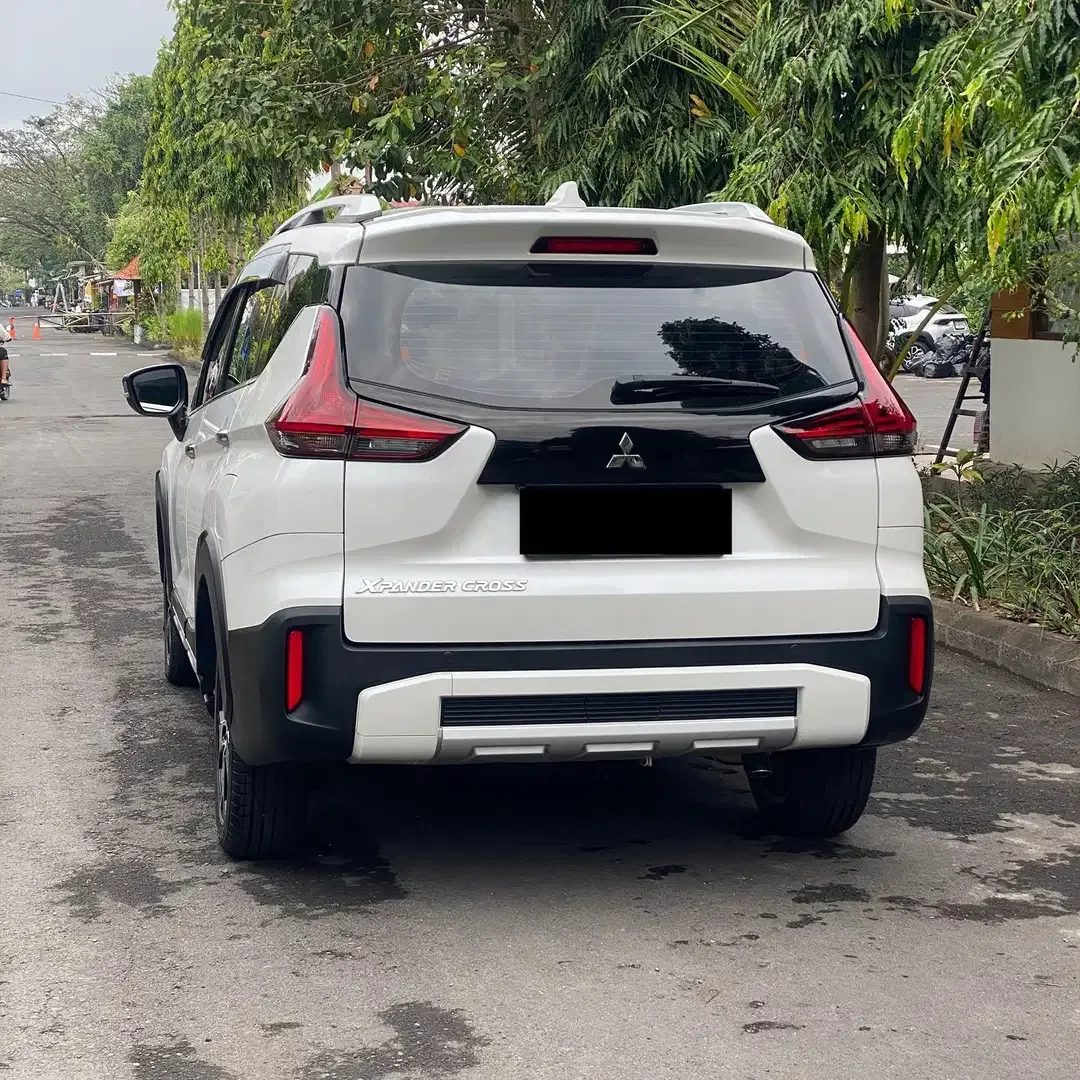 Mitsubishi Xpander Cross Premium 1.5 AT - 2019 - Image 4 of 9