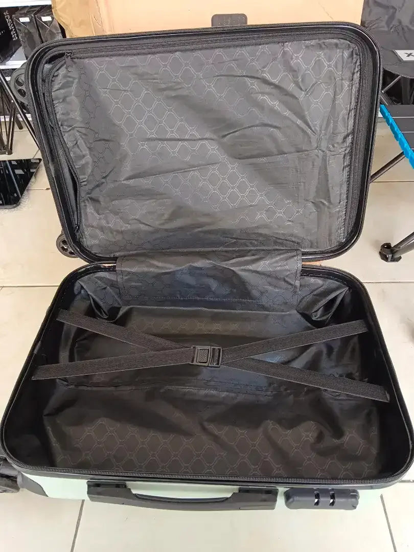 Koper 20inch Hardcase Tahan Banting Bahan ABS Ringan dan Kokoh - Image 8 of 9